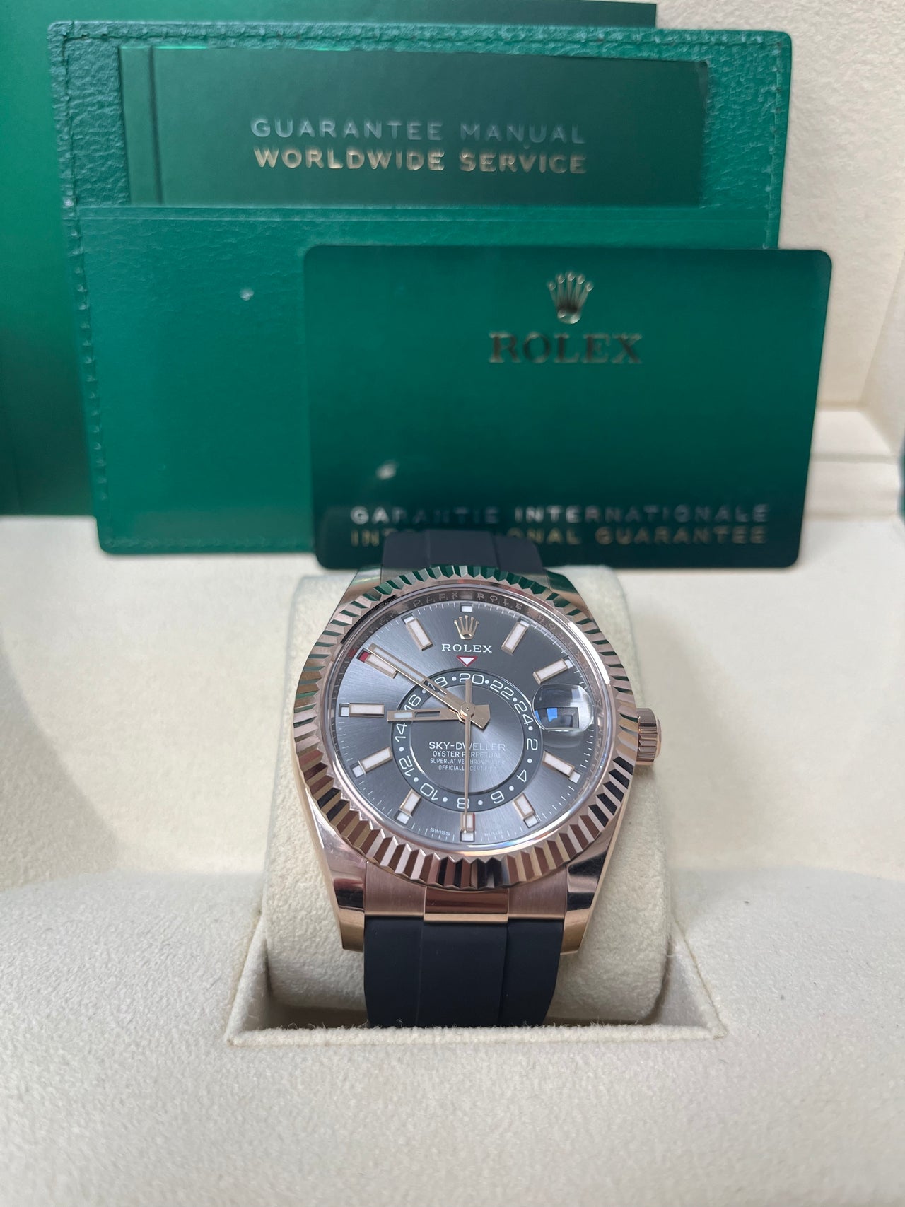 Sky-Dweller Everose Dark Rhodium Dial Oysterflex
