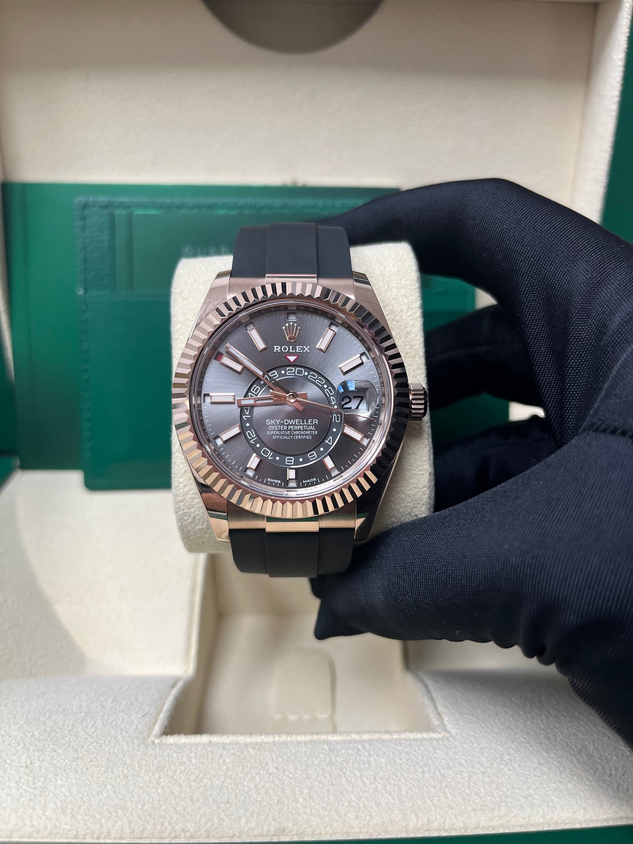 Sky-Dweller Everose Dark Rhodium Dial Oysterflex