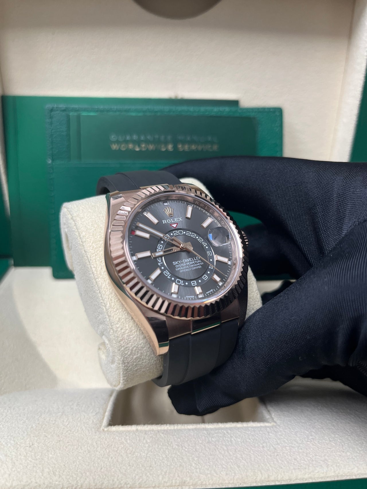 Sky-Dweller Everose Dark Rhodium Dial Oysterflex