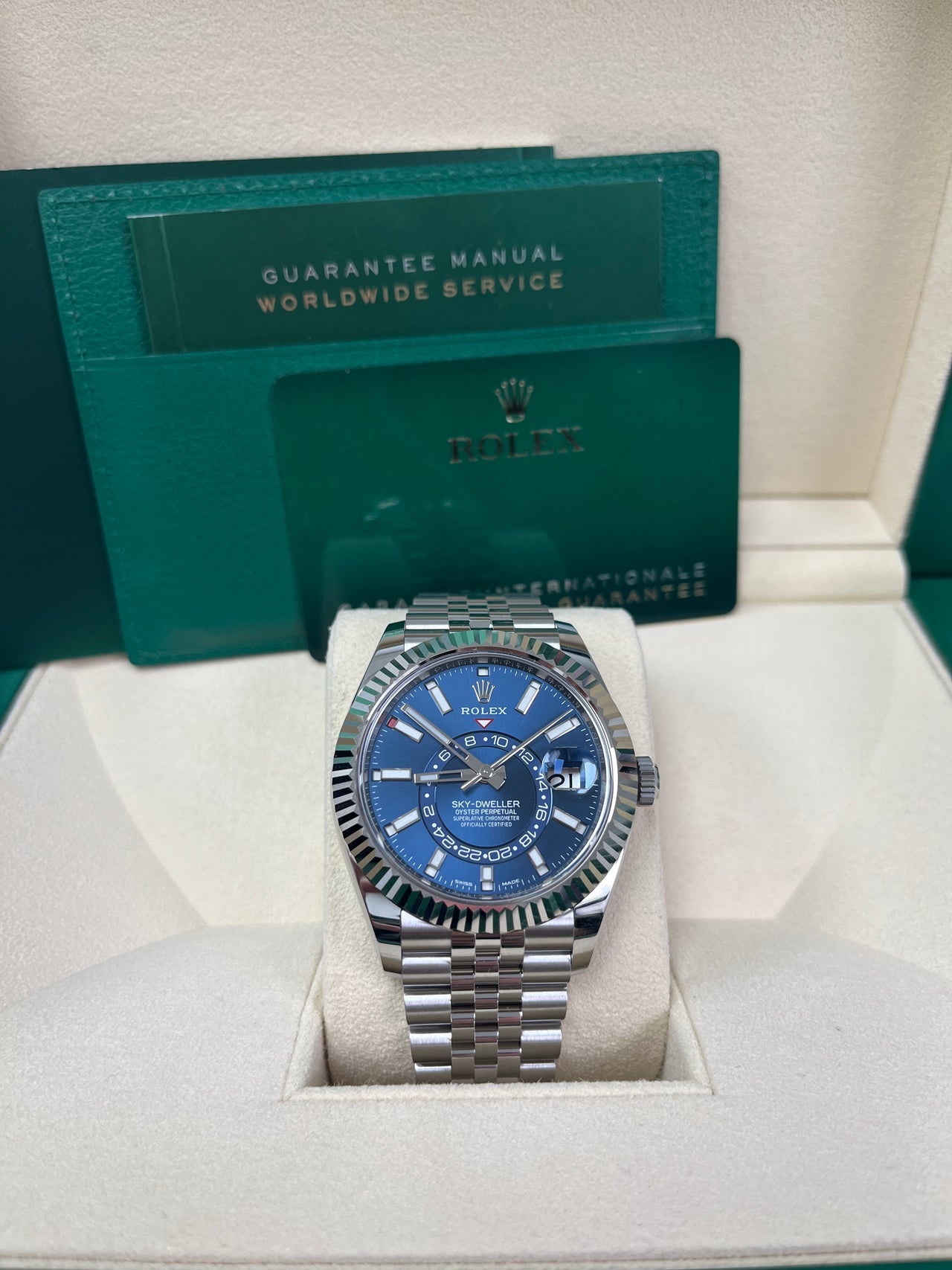 Sky-Dweller White Rolesor Blue Dial Jubilee 326934