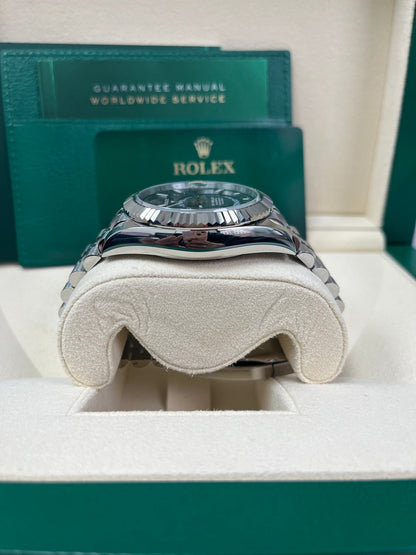 Sky-Dweller White Rolesor Blue Dial Jubilee 326934