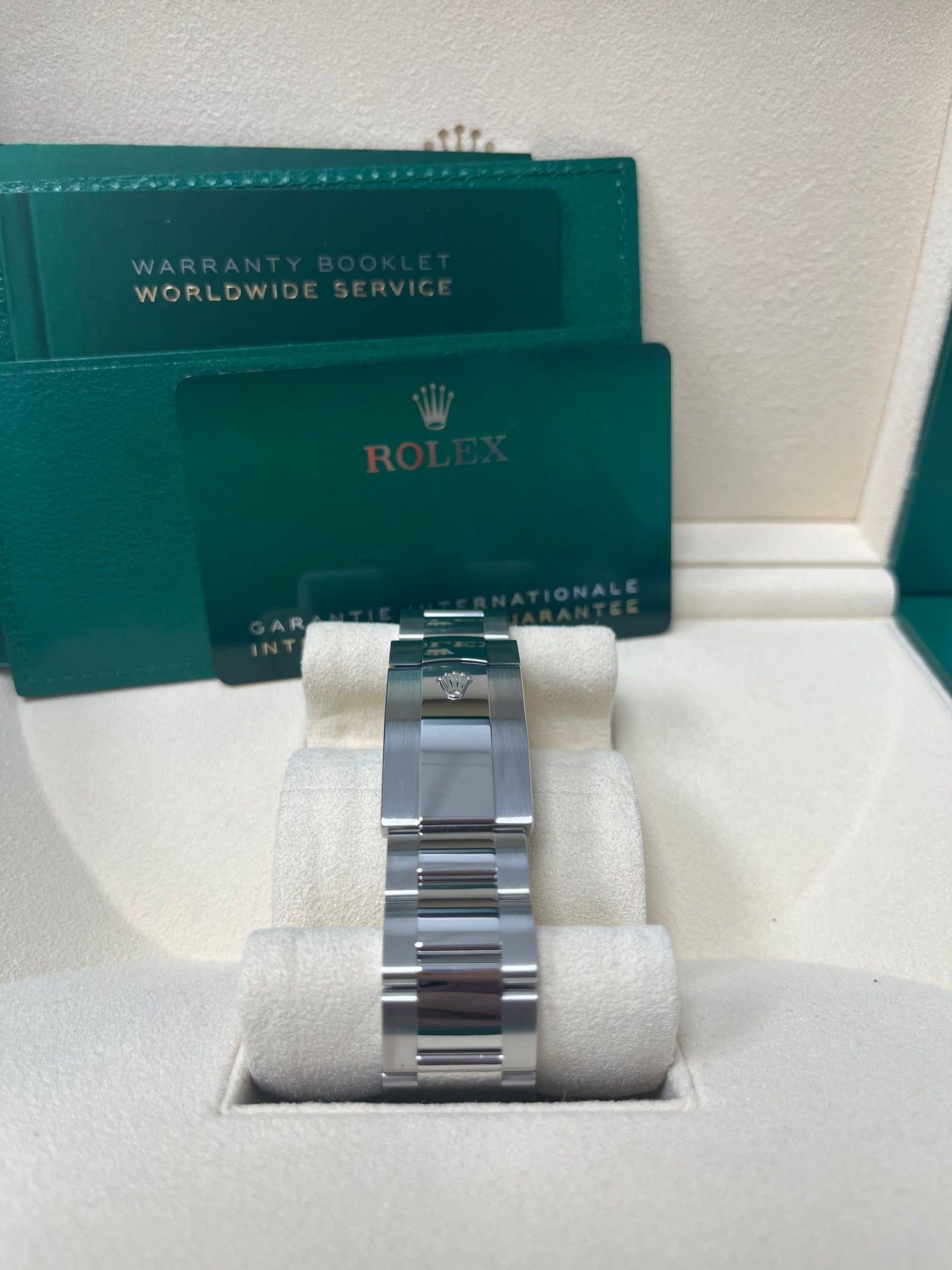 Sky-Dweller White Rolesor White Dial Oyster 326934