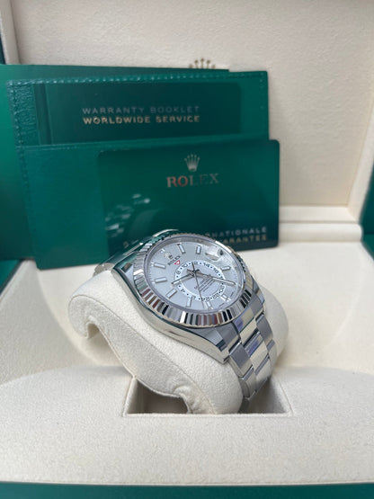 Sky-Dweller White Rolesor White Dial Oyster 326934