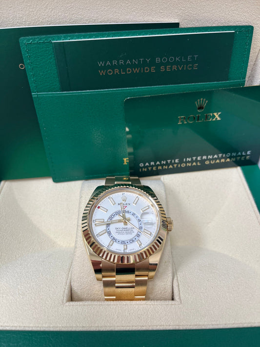 Sky-Dweller Yellow Gold White Dial Oyster