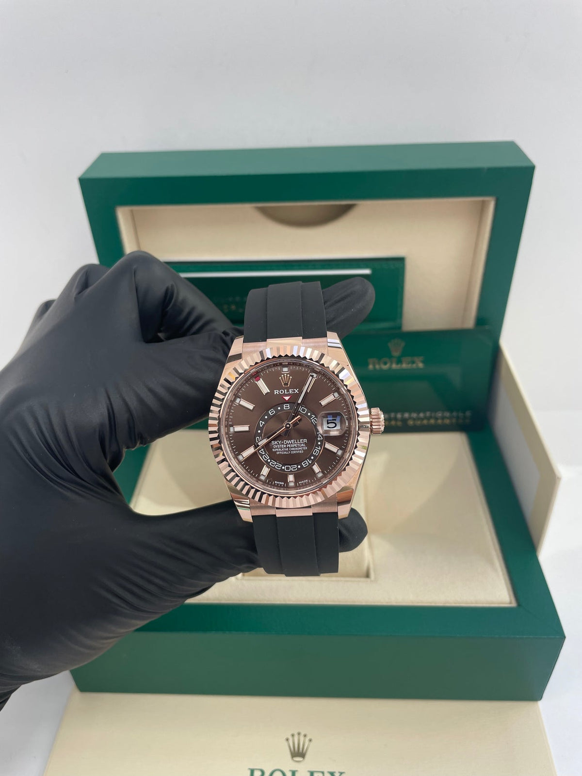 Sky-Dweller Everose Chocolate Dial Oysterflex