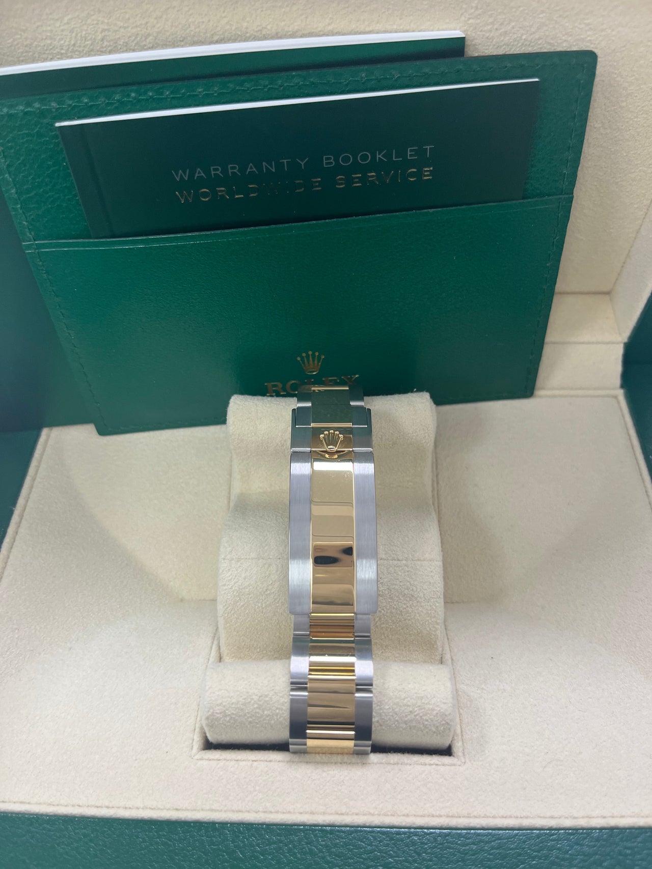Submariner Date Two-Tone Black