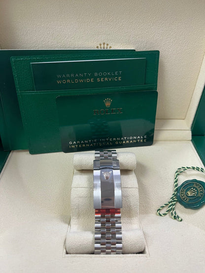Sky-Dweller White Rolesor Black Dial Jubilee 326934