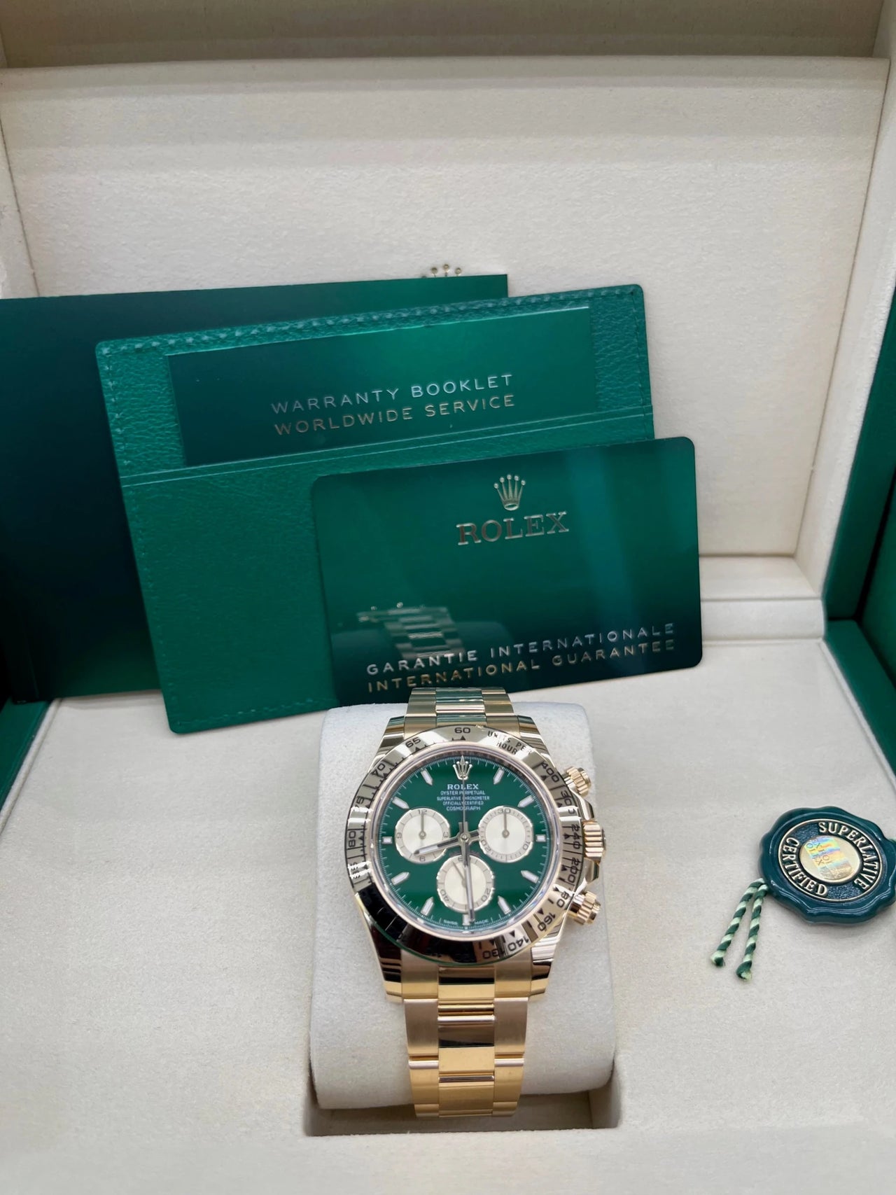 Cosmograph Daytona Green Dial Yellow Gold