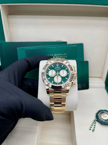 Cosmograph Daytona Green Dial Yellow Gold