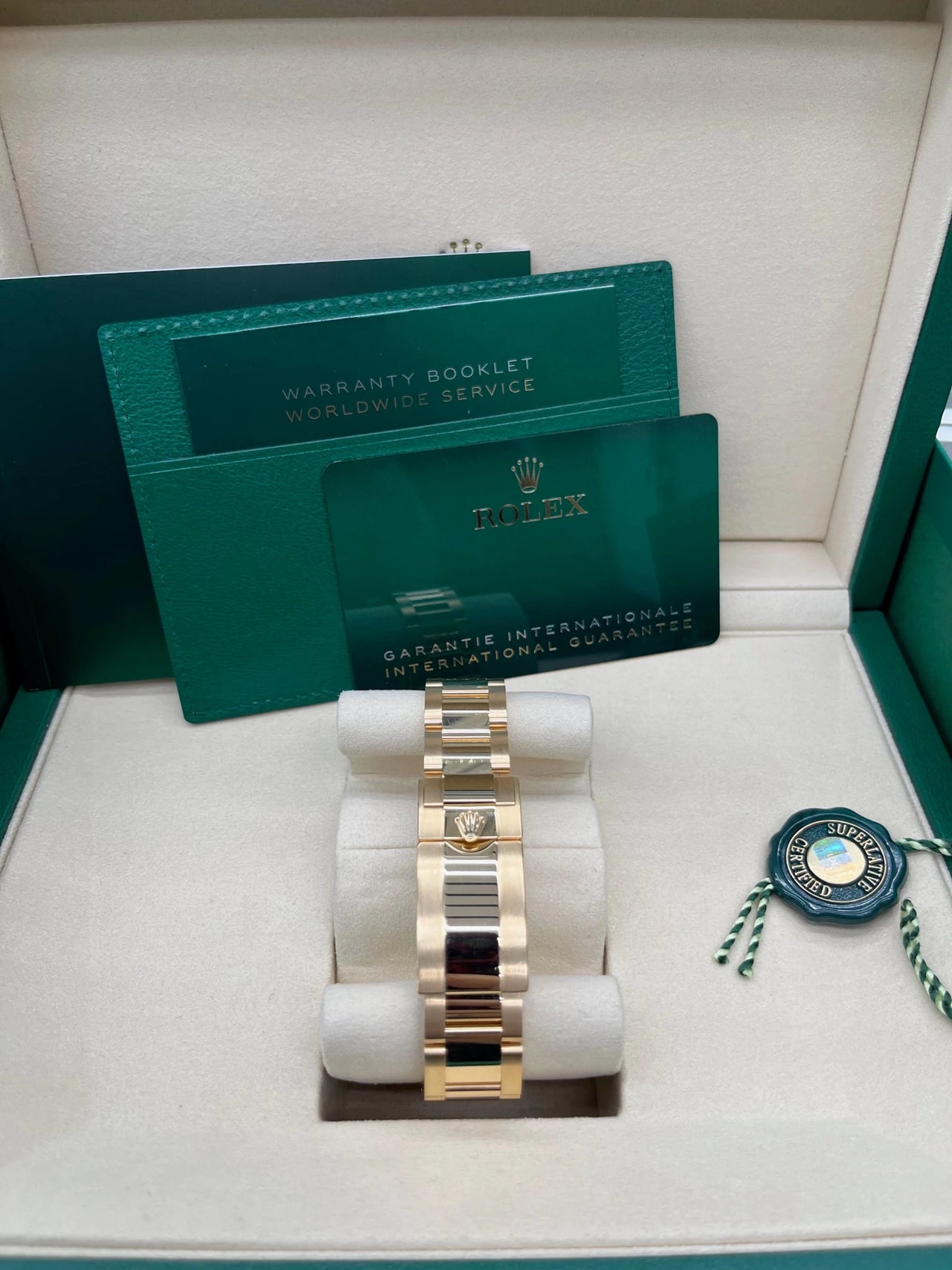 Cosmograph Daytona Green Dial Yellow Gold