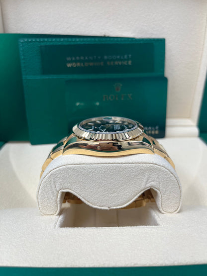 Sky-Dweller Yellow Gold Black Dial Oyster