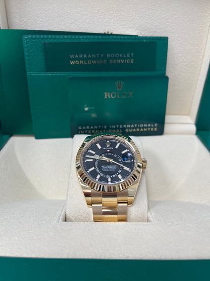 Sky-Dweller Yellow Gold Black Dial Oyster