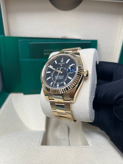 Sky-Dweller Yellow Gold Black Dial Oyster