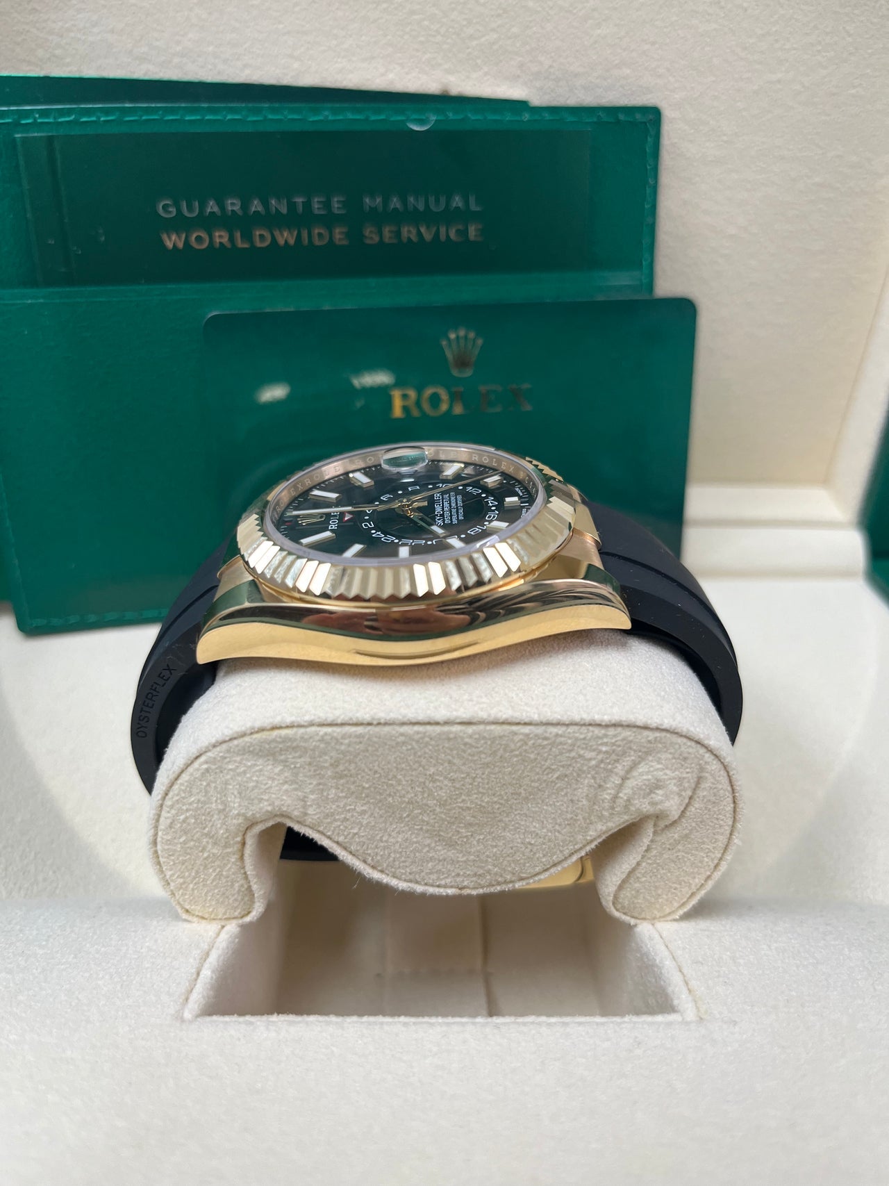 Sky-Dweller Yellow Gold Black Dial Oysterflex