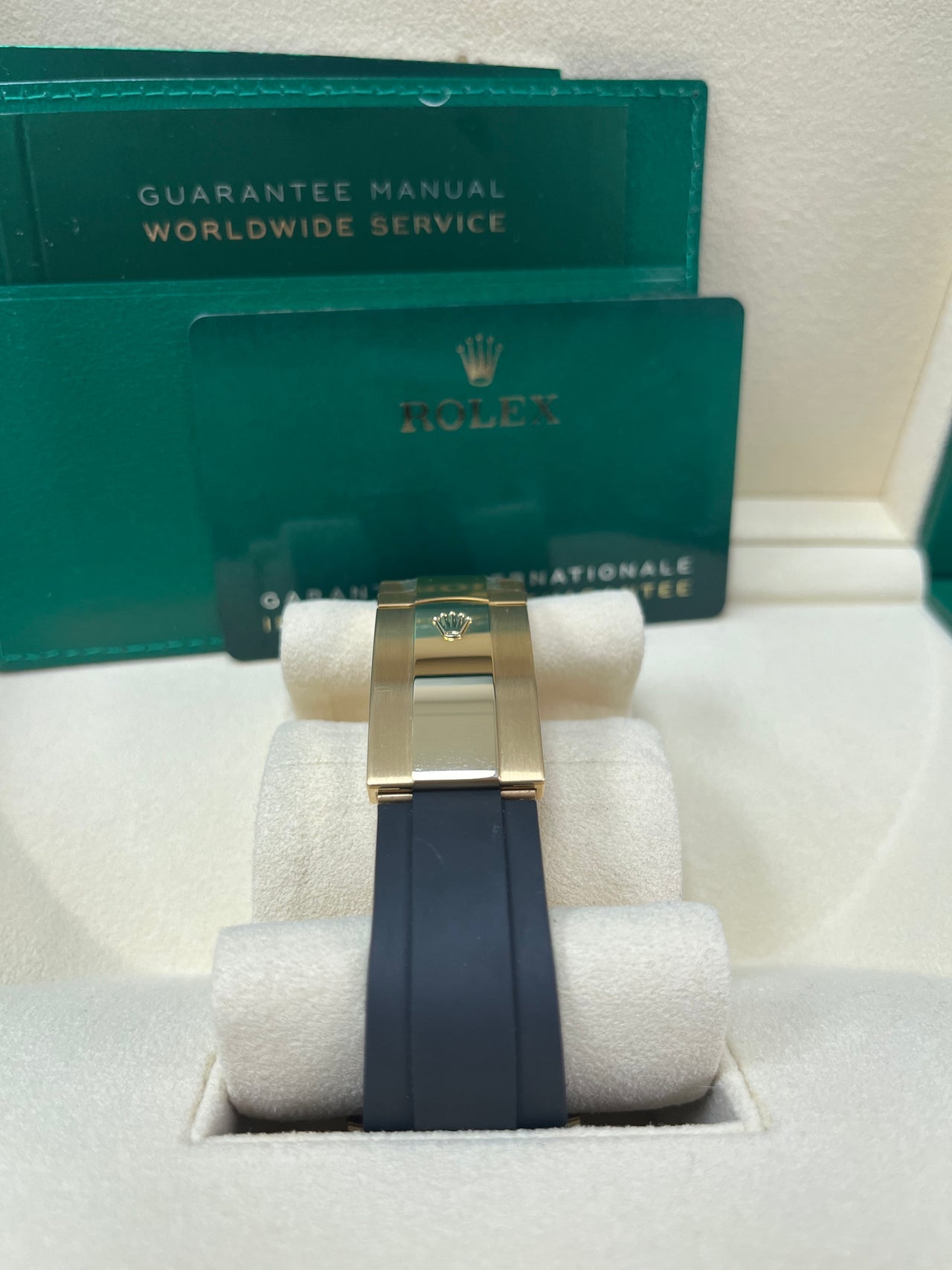 Sky-Dweller Yellow Gold Black Dial Oysterflex