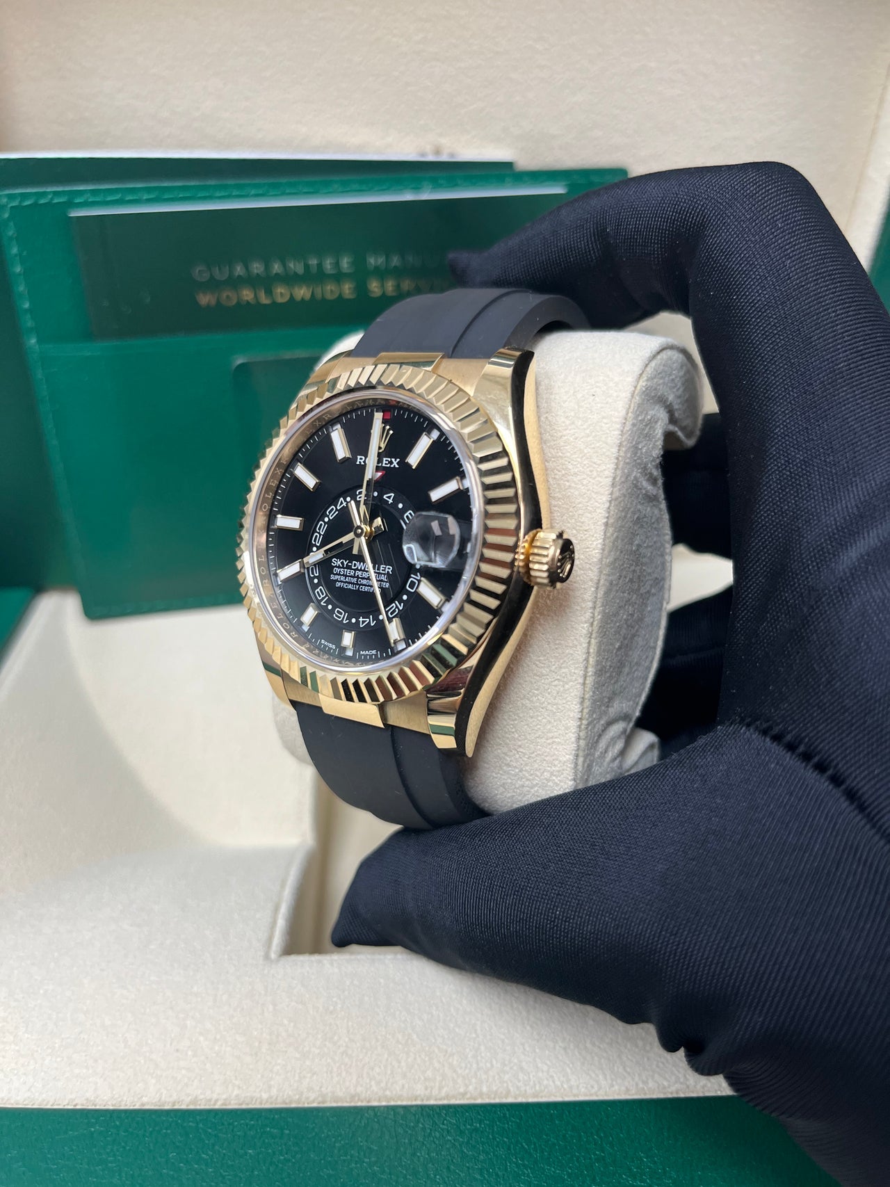 Sky-Dweller Yellow Gold Black Dial Oysterflex